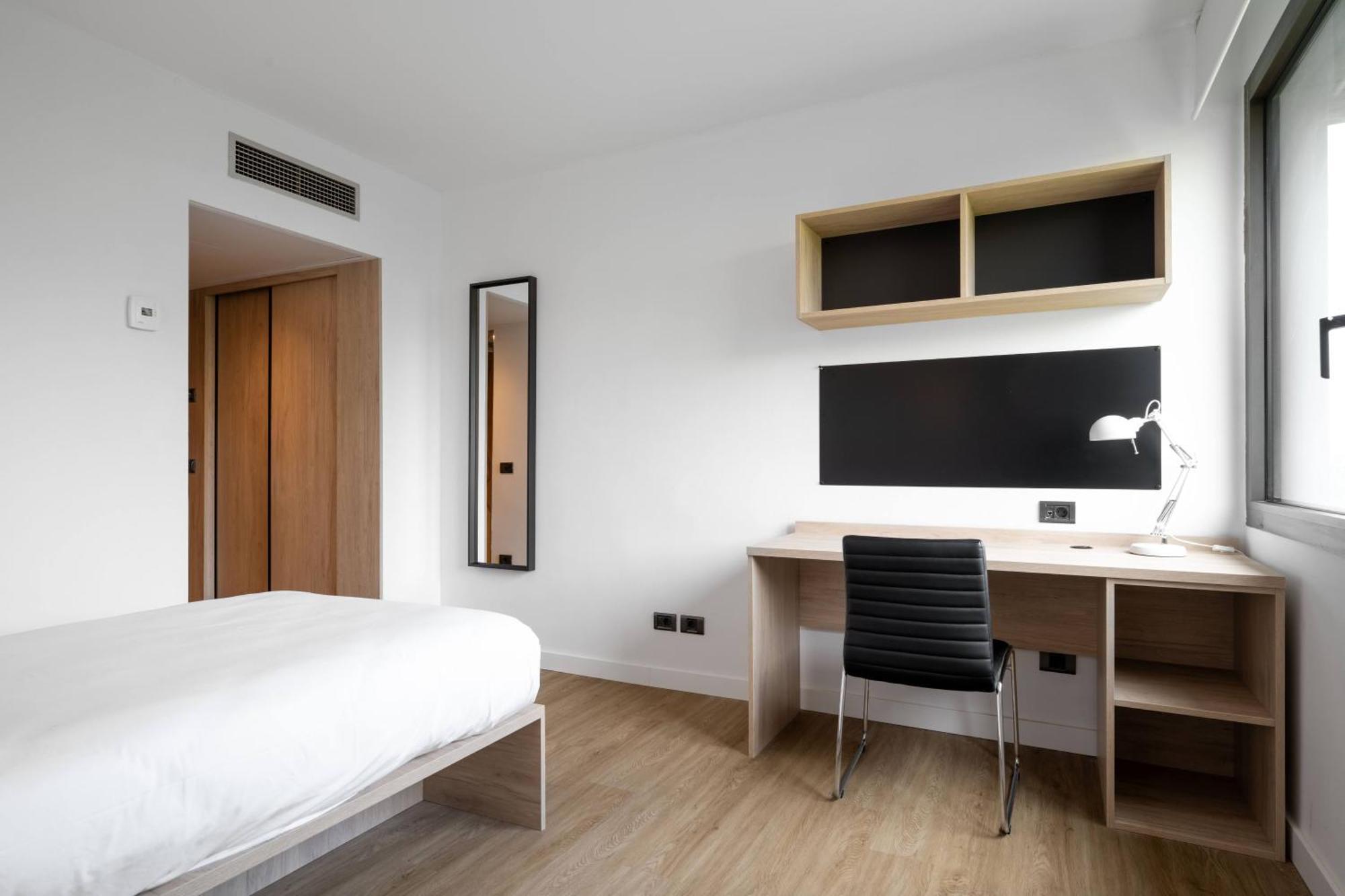 Micampus Pamplona Student Residence 外观 照片